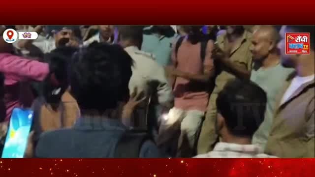 साकची गोलचक्कर पर बवाल ! Traffic Police और Kinnar Community आमने-सामने ! Jamshedpur News
#JamshedpurNews #Sakchi #SakchiGolchakkar #JharkhandNews #EastSinghbhum