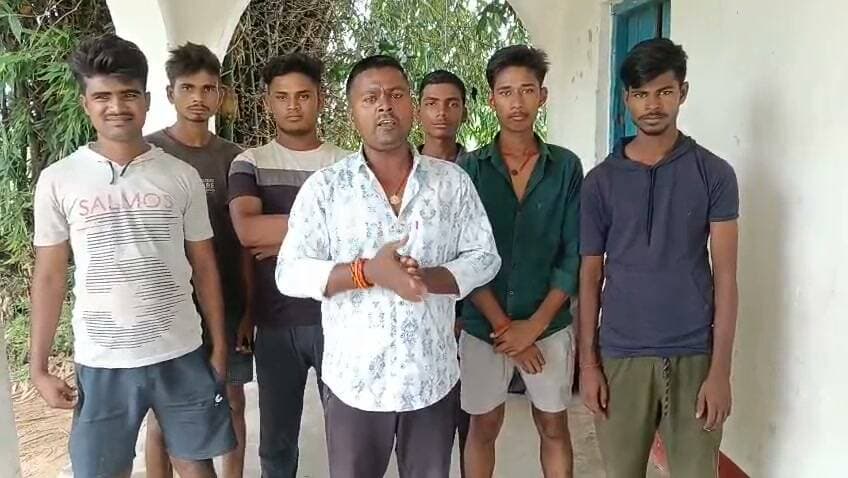 मंत्री भगवान कुशवाहा पर भड़के यदुवंशी, सुनाया खरी खोटी
#आक्रोश #यादव #यदुवंशी
#दीपक_यादव #मदनपुर मदनपुर टूडे Sanjay Yadav