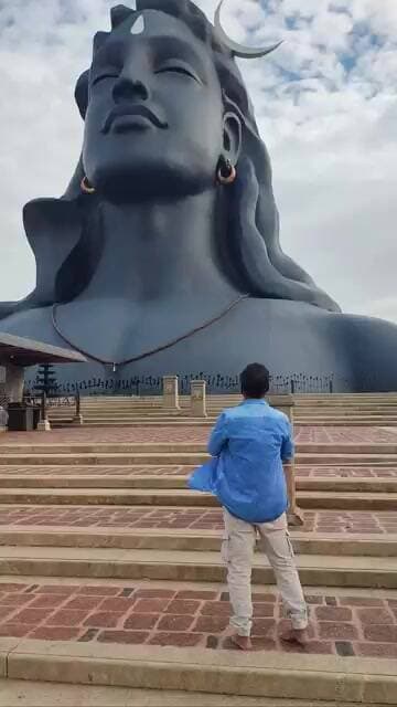 Aruncahala shiva Namah shivah #adiyogi #kasibugga