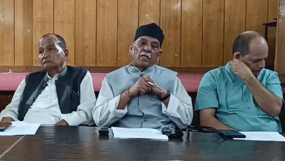 बद्रीनाथ धाम में DJ के शोर और नाच-गाने पर UKD की आपत्ति, दी चेतावनी—बोले, धार्मिक मर्यादा से खिलवाड़ बर्दाश्त नहीं