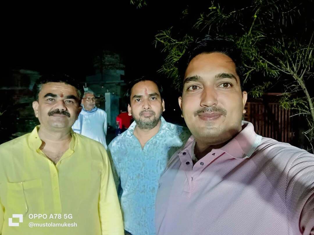 आज निज गांव मानहड़ मुख्य चिकित्सा अधिकारी गोहद दिलीप भदौरिया, भाजपा युवामोर्चा के मण्डल अध्यक्ष आशीष भदौरिया के यहां आयोजित कार्यक्रम में शामिल हुआ