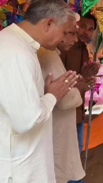 #चण्डौस सांसद सतीश गौतम ने भोजताल आश्रम में समाधि पर की श्रद्धांजलि अर्पित