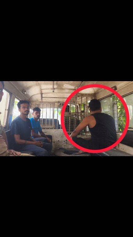 যাত্রীবাহী গাড়ির সিট খুলেই গরু পাচার! সোনারপুরে চক্রের হদিস, গ্রেফতার ১
Cattle smuggling by removing passenger vehicle seats! Smuggling ring busted in Sonarpur; one arrested.
#reelsviralシ #BJPNEWS #baruipurupdate #reelsviralシ #baruipurcollage #BaruipurIncident #trendingreels #reelsfacebook #TMC #BJPNEWS #BaruipurNews #mutton #khash #BaruipurNews #police #CPIM #murders #baruipursports #newstoday #sonarpurnews #সোনারপুর #BaruipurNews #ক্যানিং #জয়নগর #বারুইপুর #follower #Baruipur #Sonarpur #Baruipur #exclusive
#training