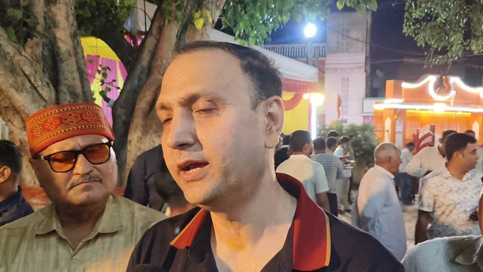 हड्डी जोड़ विशेषज्ञ प्रख्यात डॉ निशिकांत कुमार