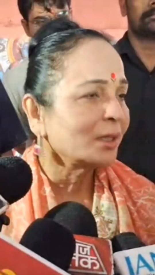 शिव सेना के संस्थापक स्वर्गीय बाला साहेब ठाकरे का बहु स्मिता ठाकरे ने गया में किया पिंडदान-तर्पण Part 11