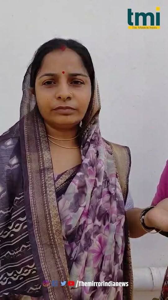 जालोर में 70 वर्षीय वृद्धा का आरोप: बहू ने मारपीट कर दी धमकी, जमीन-मकान हड़पने का प्रयास
#jalore #marudharaaina #TMInews #Bigbreaking #jalorenews