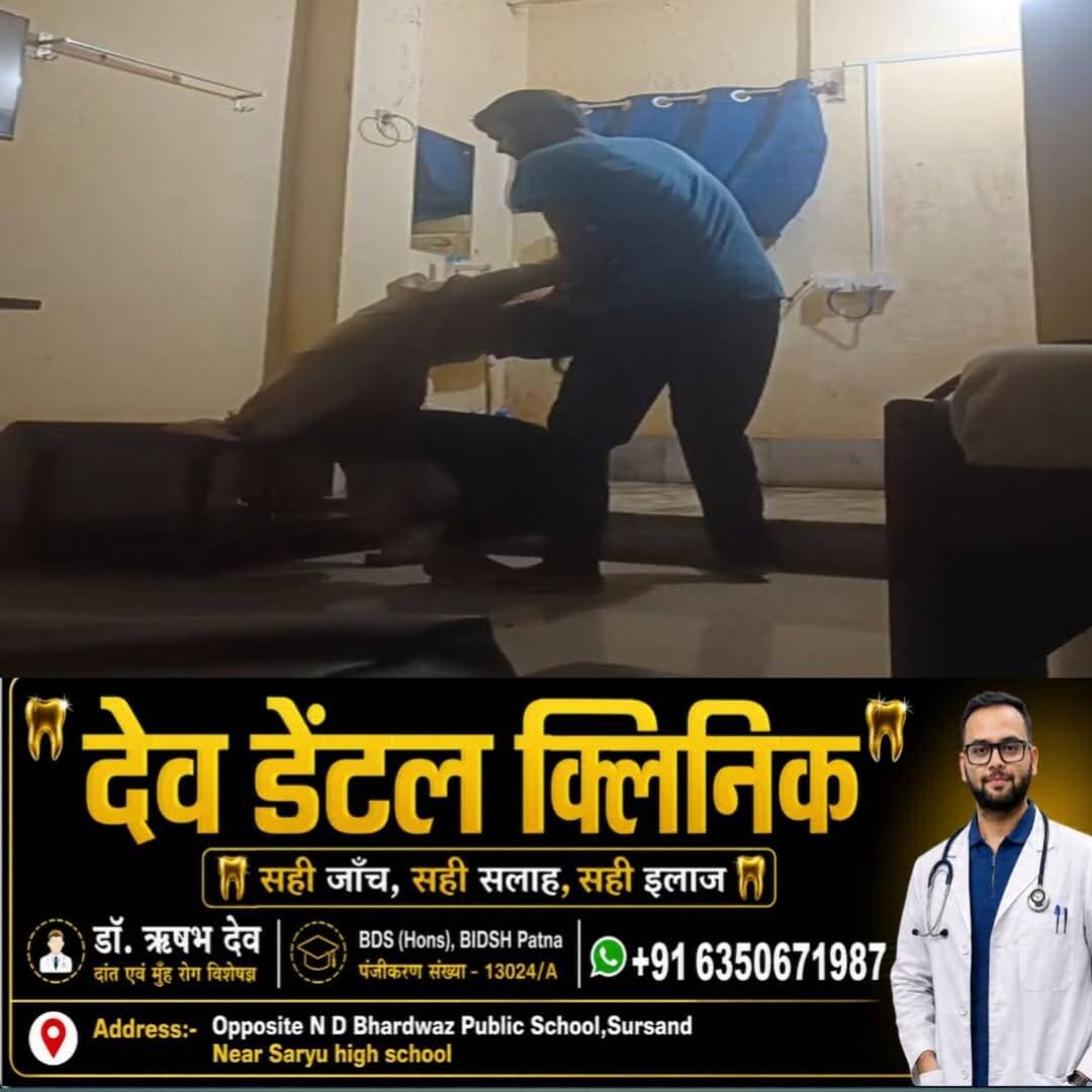 दुष्कर्म कर की पिटाई वीडियो किया वायरल, जान मारने की धमकी!
*बेगूसराय के होटल में युवती से हैवानियत,जूते-चप्पलों से मारपीट और रेप के बाद वीडियो किया वायरल पुलिस ने दर्ज की प्राथमिकी,आरोपी रोहित कुमार की गिरफ्तारी के लिए पुलिस की छापेमारी, नगर थानाक्षेत्र की घटना**
बेगूसराय में एक लड़की को होटल में ले जाकर एक युवक ने बेरहमी से जमकर मारपीट की और दुष्कर्म की घटना को अंजाम दिया। इतना ही नहीं मारपीट और रेप के बाद नंगे अवस्था में वीडियो बनाकर उसे वायरल भी कर दिया। पूरी घटना नगर थाना क्षेत्र में एनएच के किनारे स्थित एक होटल की है। पूरी घटना 27 सितंबर की सुबह की है। हालांकि घटना के बाद पीड़िता कल से थाना का चक्कर लगा रही थी। इसके बाद 28 सितंबर की देर रात नगर थाना में लड़की के बयान पर नगर थाना पुलिस प्राथमिकी दर्ज करने की प्रक्रिया कर रही है। घटना के संबंध में बताया जाता है कि पीड़िता कल अपने घर से निकली थी। जिसके बाद उसके पहचान का लड़का बाइक से होटल ले गया और दूसरे लड़के के हवाले कर दिया। जहां आरोपी भगवानपुर थाना क्षेत्र के दामोदरपुर गांव का रहने वाला रोहित कुमार उसे होटल के कमरे में ले गया और बंद कर दिया। फिर उसके बाद उसके साथ जमकर जूते चप्पल, लाट घुसों बेहरमी से पिटाई की । इस दौरान लड़की बार-बार गुहार लगाती रही, लेकिन लड़के उसे बेरहमी से पिटाई करता रहा। इस दौरान लड़की बचने का भी भरपूर प्रयास की लेकिन युवक के द्वारा उसे बेरहमी से पीटा जाता रहा। इसके बाद उसके साथ दुष्कर्म की घटना को अंजाम दिया गया। नग्न अवस्था में वीडियो बनाया गया और फिर पिटाई और नंगी अवस्था का वीडियो वायरल कर दिया गया। पीड़िता सोमवार की देर शाम नगर थाना पहुंची है और उसके आवेदन पर प्राथमिकी दर्ज की जा रही है। इस संबंध में नगर थानाध्यक्ष सतीश कुमार हिमांशु ने बताया कि पीड़िता के साथ होटल में मारपीट की गई, जिसका वीडियो भी सामने आया है। एक आरोपी पर प्राथमिकी दर्ज कर गिरफ्तारी का प्रयास किया जा रहा है। आरोपी का कितना बेखौफ था इसका अंदाजा आप इस वीडियो से लगा सकते हैं कि मोबाइल टेबल पर रखकर लड़की के साथ मारपीट करते रहा और खुद वीडियो बनाकर नग्न अवस्था का वीडियो बनाकर वायरल भी कर दिया। बीच शहर इस तरह की घटना का वीडियो वायरल होने के बाद बड़ा सवाल खड़ा हो रहा है। लगातार बिहार में महिला सुरक्षा को लेकर सवाल उठ रही है, कई जिलों में इस तरह लड़कियों के साथ छेड़खानी और मारपीट का वीडियो वायरल हुआ है। अब ऐसे समय में बेगूसराय से एक लड़की के साथ रेप और मारपीट का वीडियो वायरल किया गया है।