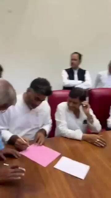 सपा राज्यसभा नामांकन रामगोपाल यादव के प्रस्तावक बने अतुल प्रधान!