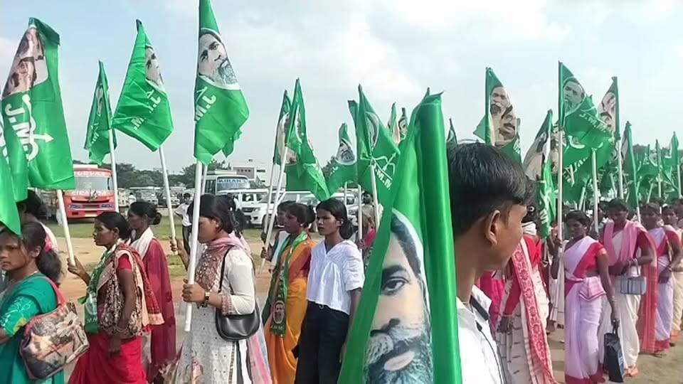 SIR के खिलाफ jmm का राज भवन घेराव