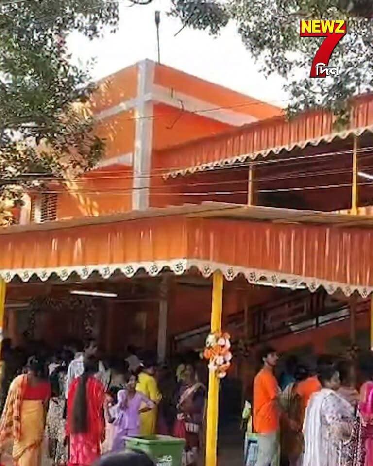 শোকের জায়গা নাকি পিকনিক স্পট! সেলফি, সাজগোজ আর মানুষের ভিড়ে হাবড়ার মুক্তিধামে যেন এদিক দেখা গেল অন্য ছবি