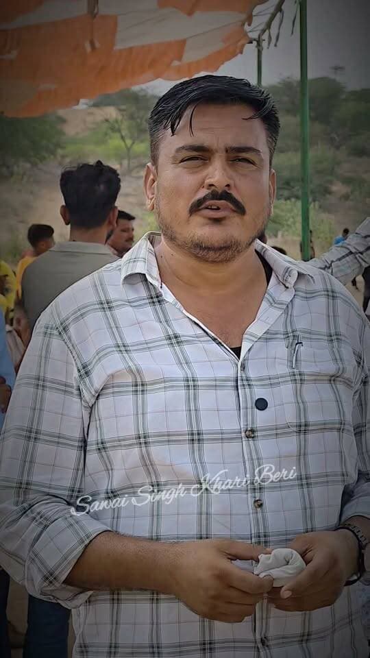 PTI करण सिंह ने बताया स्टेट लेवल फुटबॉल प्रतियोगिता
श्री आईनाथ एकेडमी में व्यवस्था शानदार..