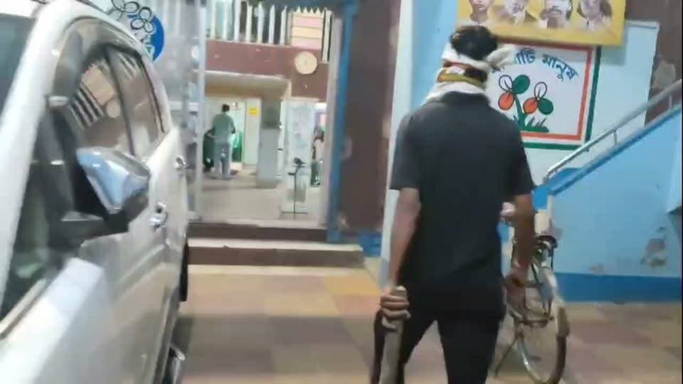 ‘বাংলার বাঘ’-এর এমন পরিস্থিতি কেন? হাতজোড় করে ক্ষমা চাওয়ার নেপথ্যে কী?
#nonflowers #LatestNews #Panitankitimes #viralpost #ViralVideo #everyone #allfollowers