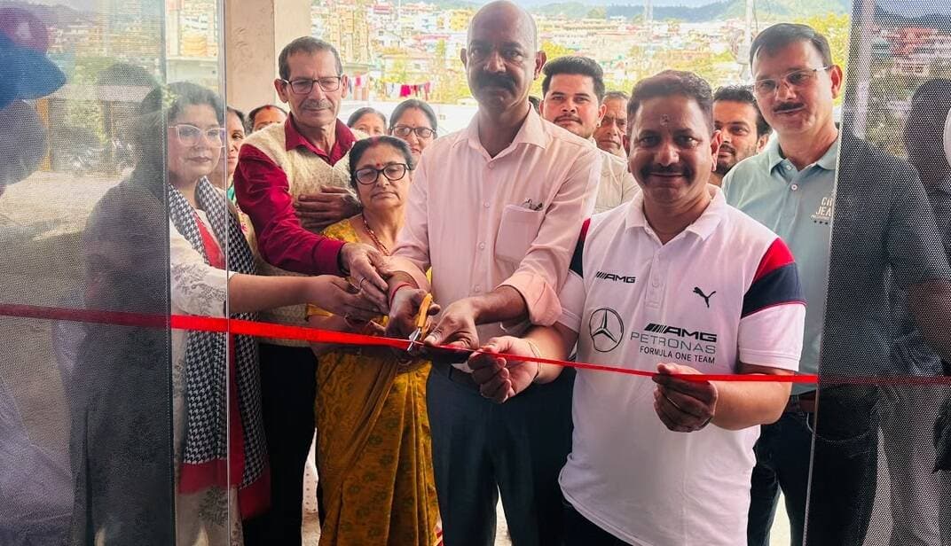 चम्पावत में शुरू हुआ ‘सियाराम थायरोकेयर’ कलेक्शन सेंटर, स्थानीय लोगों को मिलेंगी पैथोलॉजी जांच की सुविधाएं https://champawatkhabar.com/siyaram-thyrocare-collection-center-started-in-champawat-local-people-will-get-the-facilities-of-pathology-test/