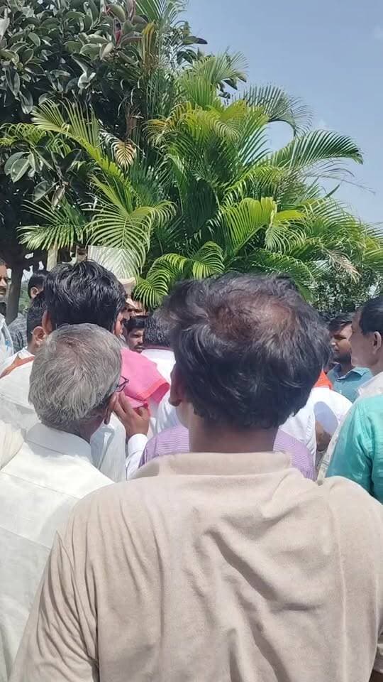 यशवंत ऍग्रो वाघोरा माळेवाडी येथे युवा शेतकरी संघर्ष समितीच्या वतीने निवेदन भाववाढ देण्याचा ईशारा..