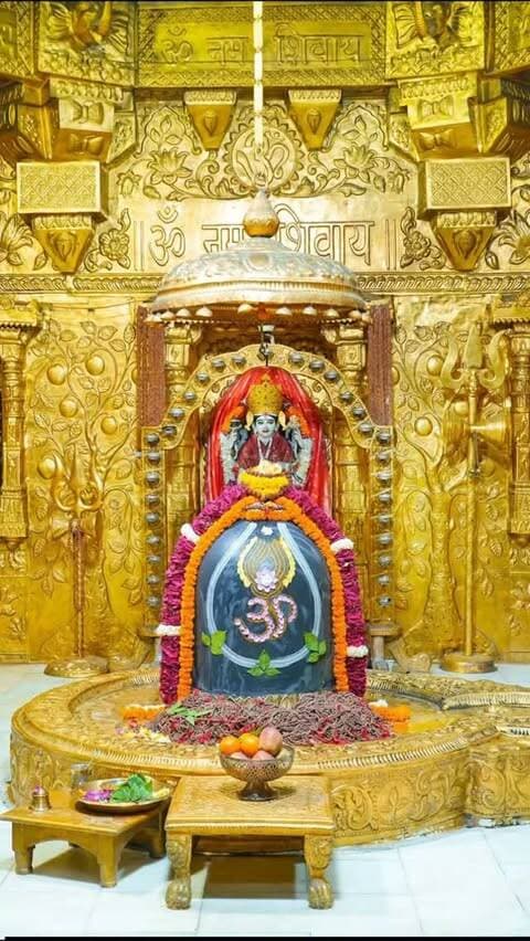 श्री सोमनाथ महादेव मंदिर,
प्रथम ज्योतिर्लिंग - गुजरात (सौराष्ट्र)
दिनांक: 04 अक्टूबर 2026, भाद्रपद कृष्ण नवमी - रविवार
प्रातः श्रृंगार
102611351