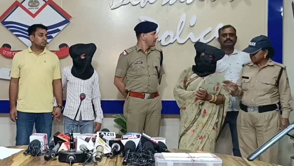 प्रेम नगर थाना क्षेत्र में हुए ब्लाइंड मर्डर में पुलिस को 12 घंटे में मिली सफलता, प्रेमी जोड़ा हिरासत में