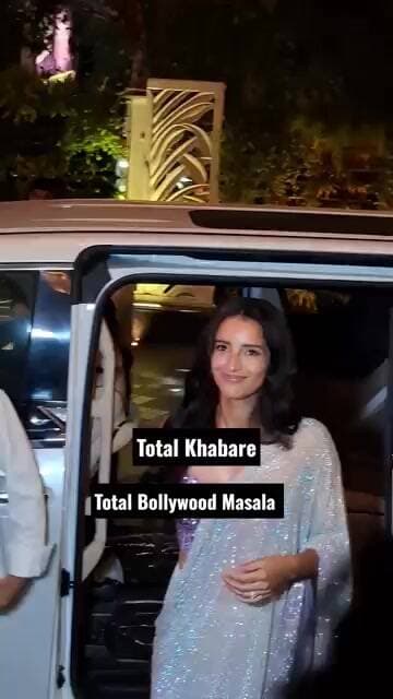 #triptidimri spotted at a event in #delhi ❤️🔥❤️#totalkhabare #bollywood #triptiidimri #myntra