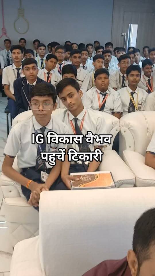 IG विकास वैभव
पहुचें टिकारी #bdbiharjharkhand #vikasvaibhavips #BiharPolice