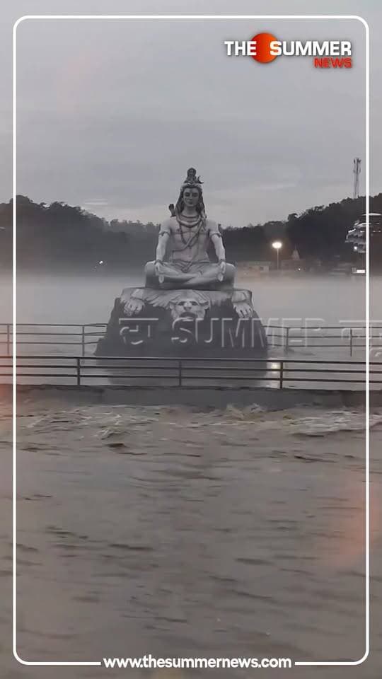 भगवान आप पर कृपा बनाये रखे