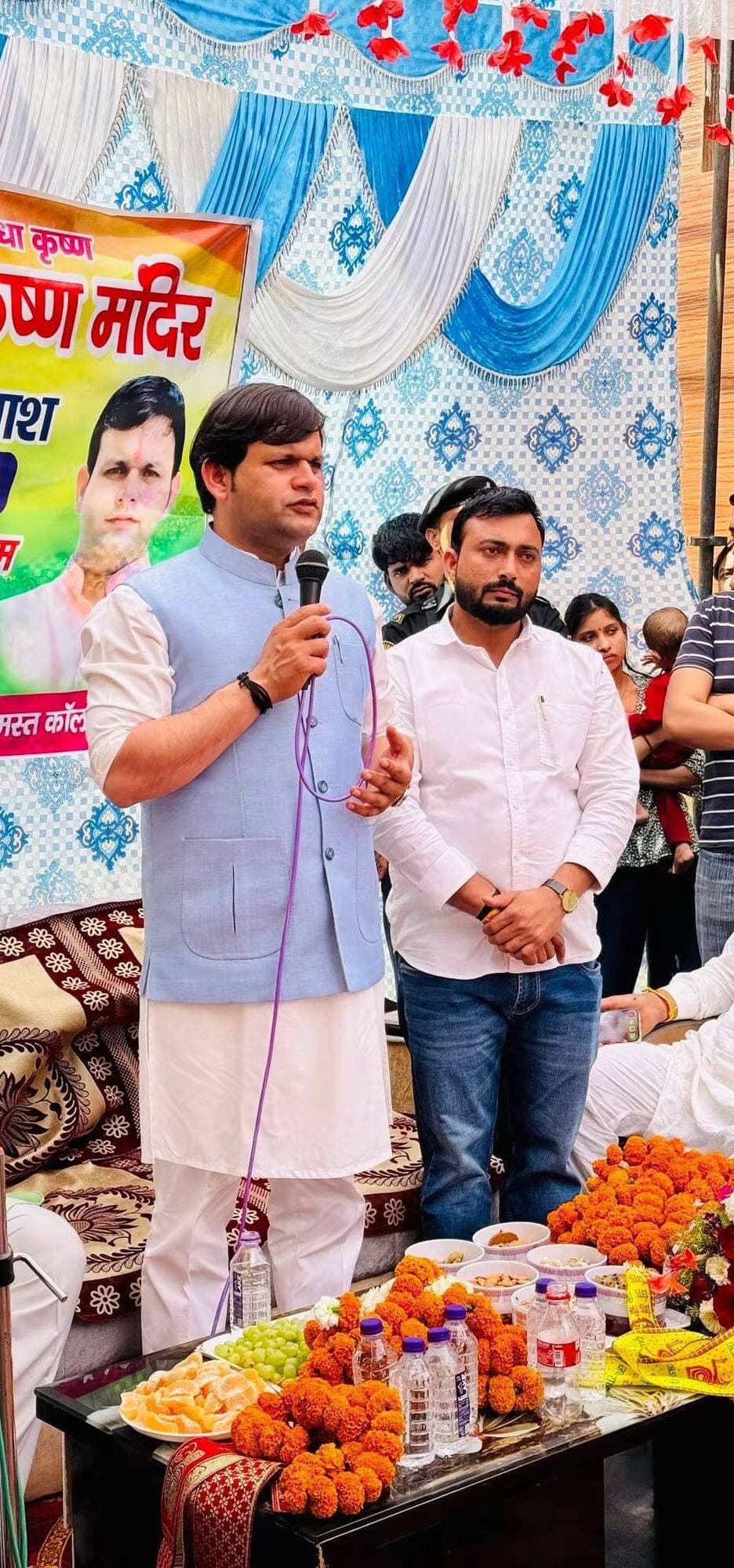 पलवल कैलाश नगर Ward No.2 से युवा समाजसेवी Mohit Bhardwaj को <nis:link nis:type=tag nis:id=sanchaarexpressnews nis:value=SanchaarExpressNews nis:enabled=true nis:link/> की तरफ से <nis:link nis:type=tag nis:id=जन्मदिन nis:value=जन्मदिन nis:enabled=true nis:link/> की हार्दिक शुभकामनाएं