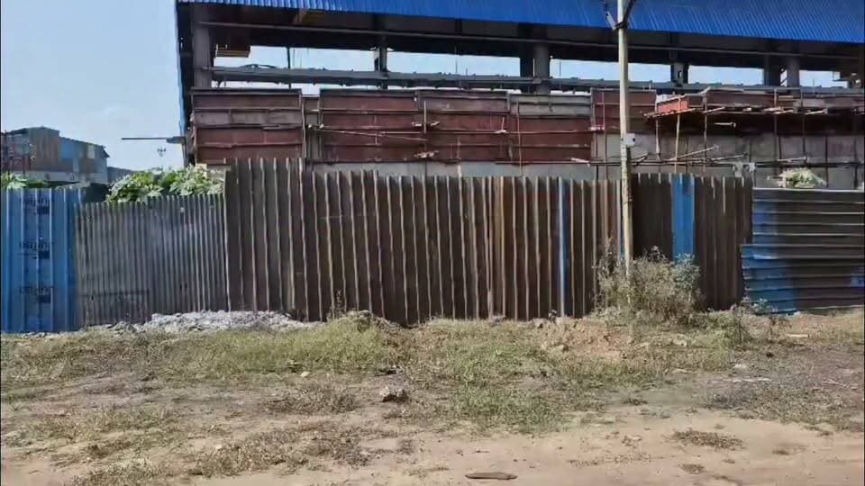 भितिया में अतिक्रमण और गंदे पानी के बहाव से ग्रामीण परेशान, अंचल निरीक्षक एवं JLKM नेता ने की वार्ता हुआ त्वरित समाधान