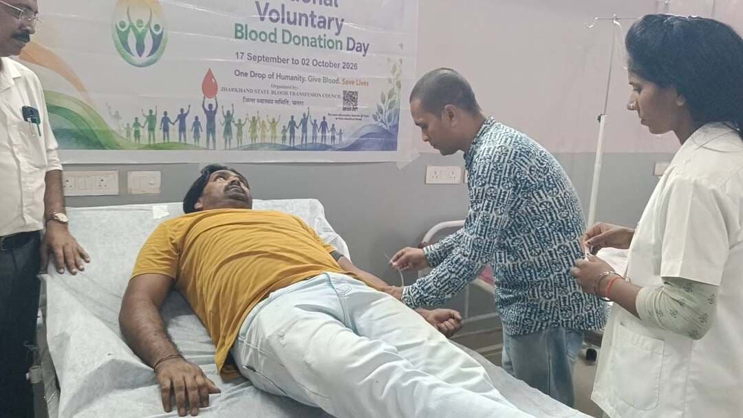 प्रतापपुर में लगा रक्तदान शिविर, युवाओं ने बढ़चढ़कर लिया हिस्सा...