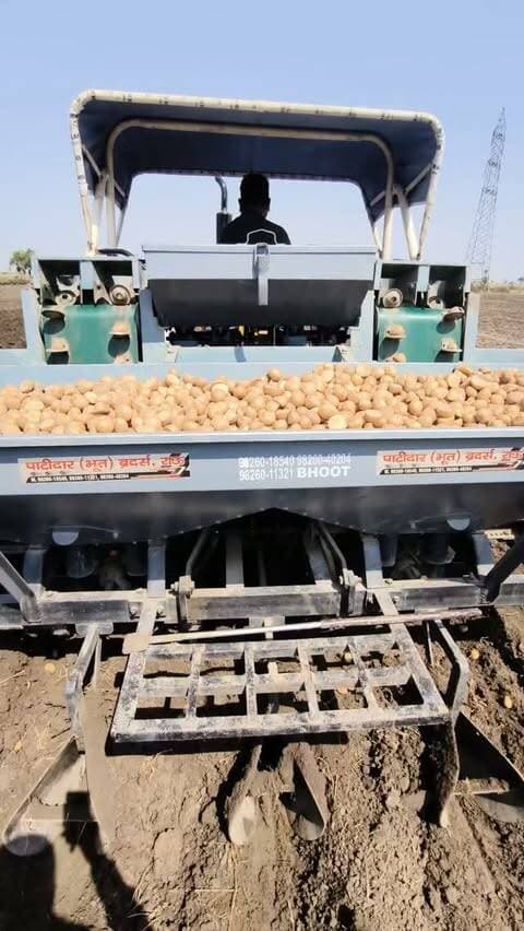 आलू बुवाई का श्री गणेश 🙏⛈️🥔