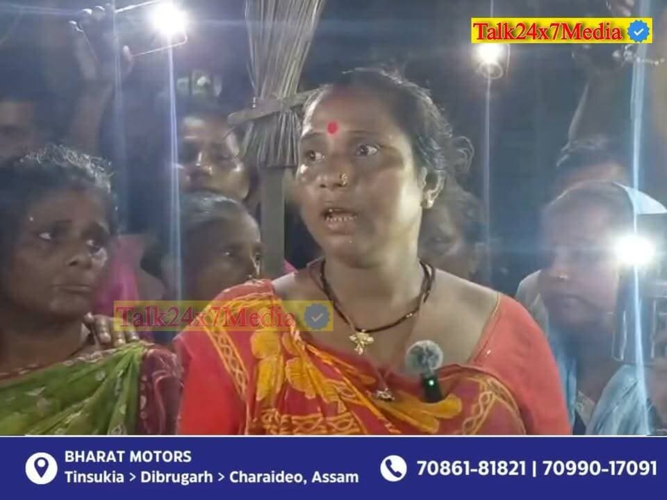 #NEWS| तिनसुकिया में सफाई कर्मचारियों का जोरदार प्रदर्शन !!
हरिजन सफाई कर्मचारी कल्याण केंद्र के बैनर तले तिनसुकिया म्युनिसिपलिटी बोर्ड के सफाई कर्मचारियों ने वेतन वृद्धि और स्थायीकरण की मांग को लेकर जोरदार विरोध प्रदर्शन किया।
तिनसुकिया के थाना चारआली स्थित डाक बंगला परिसर में बड़ी संख्या में सफाई कर्मचारियों ने अपनी मांगों और अधिकारों को लेकर आवाज बुलंद की। प्रदर्शनकारियों ने वेतन में बढ़ोतरी और नौकरी को स्थायी किए जाने की मांग उठाई।
#Tinsukia #TinsukiaNews #AssamNews #BreakingNews #Protest #SafaiKarmachari #SanitationWorkers #WorkersRights #TinsukiaMunicipality #Assam #ViralNews #LatestNews #LocalNews #NortheastIndia #TinsukiaTalk24x7