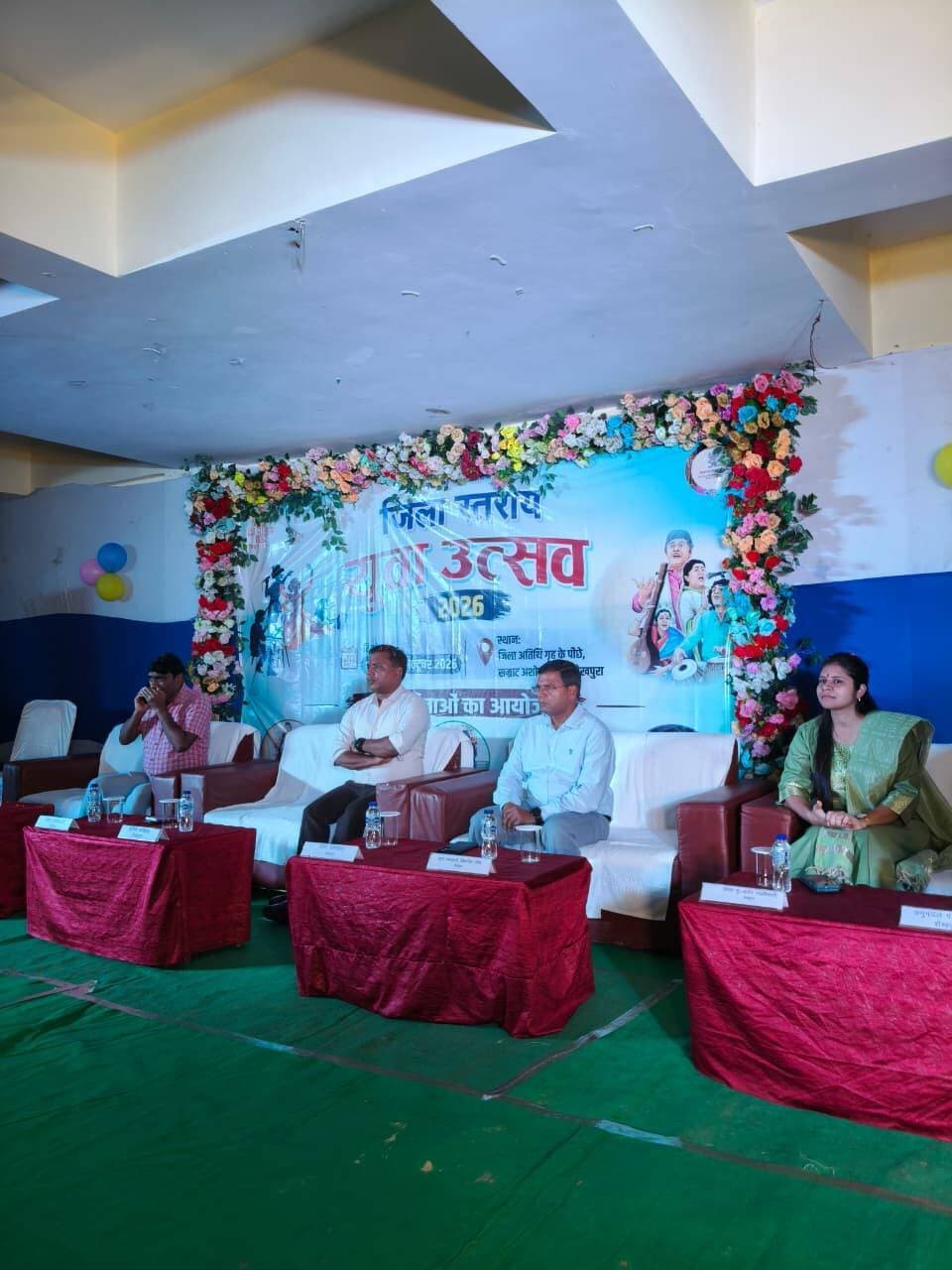 आज दिनांक 07.10.2026 को सम्राट अशोक भवन, शेखपुरा में जिला युवा उत्सव कार्यक्रम का आयोजन किया गया। कार्यक्रम का शुभारंभ जिलाधिकारी श्री शेखर आनंद, भा०प्र०से० की गरिमामयी उपस्थिति में हुआ।
Information & Public Relations Department, Government of Bihar
District Administration Sheikhpura
Ministry of Youth Affairs and Sports, Government of India
#samratchaudhary
#CMSamrat