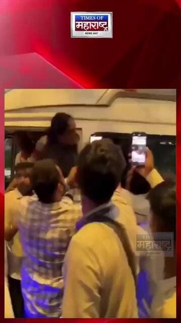 राहुल गांधींना घेऊन जाणाऱ्या पोलीस व्हॅनला काँग्रेस कार्यकर्त्यांनी केले पंक्चर!