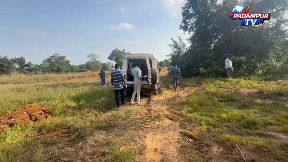 👉 ମଣିଷ ଧୀରେ ଧୀରେ ନିଜର ମାନବିକତା ହରାଇ ବସୁଛି ଜାତି କେତେ ଭୟଙ୍କର ହୋଇ ପାରେ
ଧନ୍ୟବାଦ ସଙ୍କଳ୍ପ ପରିବାର ଆପଣଙ୍କର ମାନବିକତା ଆଜି ଆପଣଙ୍କୁ ପରିଚୟ ଦେଉଛି ।