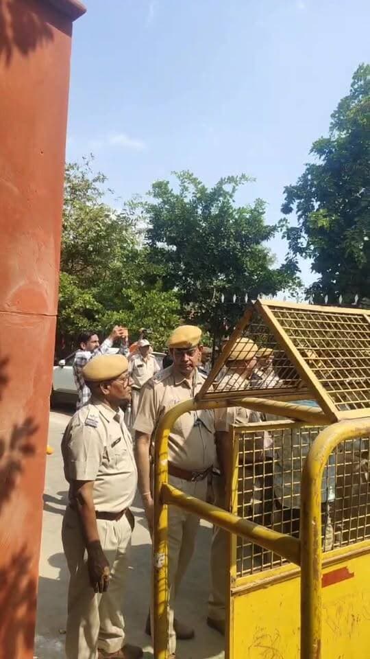 जिला कांग्रेस कमेटी ने किया विरोध प्रदर्शन