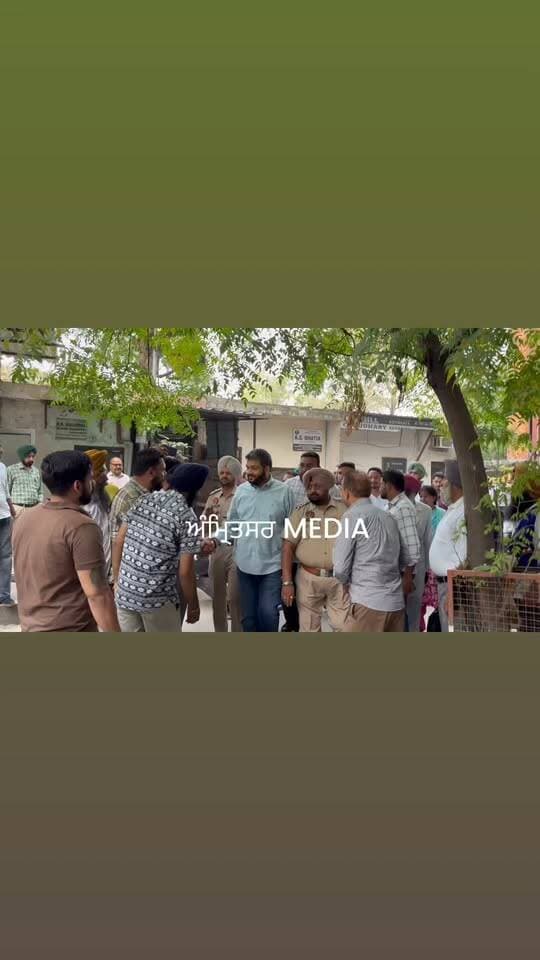 BREAKING: ਸਾਬਕਾ ਇੰਪਰੂਵਮੈਂਟ ਟਰੱਸਟ ਚੇਅਰਮੈਨ ਦਿਨੇਸ਼ ਬੱਸੀ ਅਦਾਲਤ 'ਚ ਪੇਸ਼ — ਦੇਖੋ ਵੱਡੀ ਖ਼ਬਰ!
