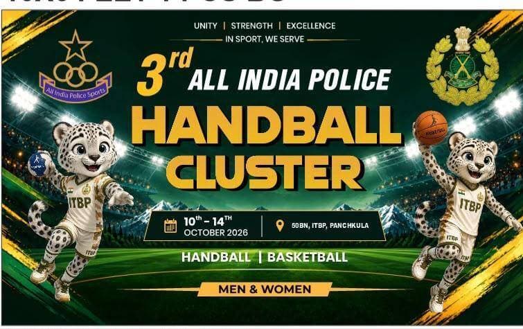 आईटीबीपी के बीटीसी भानू में तृतीय अखिल भारतीय पुलिस हैंडबॉल क्लस्टर-2026 का शुभारंभ कल
29 राज्य एवं केंद्रीय सशस्त्र पुलिस बलों की भागीदारी, लगभग 1,100 खिलाड़ी दिखाएंगे खेल कौशल
पंचकूला 8 अक्टूबर: भारत-तिब्बत सीमा पुलिस बल (आईटीबीपी) के बेसिक ट्रेनिंग सेंटर (बीटीसी), भानू में 9 से 13 अक्टूबर 2026 तक तृतीय अखिल भारतीय पुलिस हैंडबॉल क्लस्टर-2026 का आयोजन किया जा रहा है। इस राष्ट्रीय स्तर की खेल प्रतियोगिता का शुभारंभ 9 अक्टूबर को श्री संजय गुंजियाल, आईपीएस, अपर महानिदेशक, भारत-तिब्बत सीमा पुलिस बल के कर-कमलों द्वारा किया जाएगा।
इस प्रतिष्ठित खेल आयोजन में देश के लगभग 29 राज्यों की पुलिस एवं केंद्रीय सशस्त्र पुलिस बलों की टीमें भाग ले रही हैं। प्रतियोगिता में लगभग 1,100 खिलाड़ी अपनी खेल प्रतिभा, शारीरिक दक्षता, अनुशासन एवं टीम भावना का प्रदर्शन करेंगे। इनमें 740 पुरुष एवं 347 महिला खिलाड़ी शामिल हैं। इस आयोजन के अंतर्गत हैंडबॉल एवं बास्केटबॉल की प्रतियोगिताएं आयोजित की जाएंगी।
अखिल भारतीय पुलिस खेल कैलेंडर का महत्वपूर्ण हिस्सा यह आयोजन विभिन्न पुलिस बलों के खिलाड़ियों को अपनी प्रतिभा प्रदर्शित करने, प्रतिस्पर्धात्मक क्षमता विकसित करने तथा एक-दूसरे के अनुभवों से सीखने का अवसर प्रदान करेगा। खेलों के माध्यम से पुलिस बलों में शारीरिक एवं मानसिक सुदृढ़ता, नेतृत्व क्षमता, आपसी समन्वय और अनुशासित कार्यसंस्कृति को भी बढ़ावा मिलता है।
सीमाओं की सुरक्षा एवं राष्ट्र सेवा के अपने दायित्वों का निर्वहन करने वाला भारत-तिब्बत सीमा पुलिस बल खेलों के प्रोत्साहन और खिलाड़ियों के सर्वांगीण विकास के लिए निरंतर प्रयासरत है। बीटीसी भानू में इस राष्ट्रीय प्रतियोगिता का आयोजन बल की संगठनात्मक क्षमता, खेल भावना और उत्कृष्ट आयोजन परंपरा को भी प्रदर्शित करेगा।
9 से 13 अक्टूबर तक चलने वाली इस प्रतियोगिता के दौरान हैंडबॉल एवं बास्केटबॉल के रोमांचक मुकाबलों में विभिन्न पुलिस बलों के खिलाड़ी अपनी प्रतिभा और कौशल का प्रदर्शन करेंगे। यह आयोजन खेल प्रतिस्पर्धा के साथ-साथ राष्ट्रीय एकता, आपसी सौहार्द और पुलिस बलों के बीच सहयोग की भावना को और मजबूत करेगा।