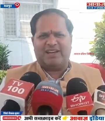 किच्छा चुनाव में भाजपा प्रत्याशी की हार के बाद मेयर विकास शर्मा का आया पहला बयान, ठुकराल पर साधा निशाना..
#AwaazIndiaDigital #Uttarakhand #Rudrapur #Congress #TilakRajBehar #RajeshPratapSingh #RajkumarThukral #BJP #ShivArora #VikasSharma #RajeshShukla #PoliticsNews #UdhamSinghNagarPolice #LatestNews