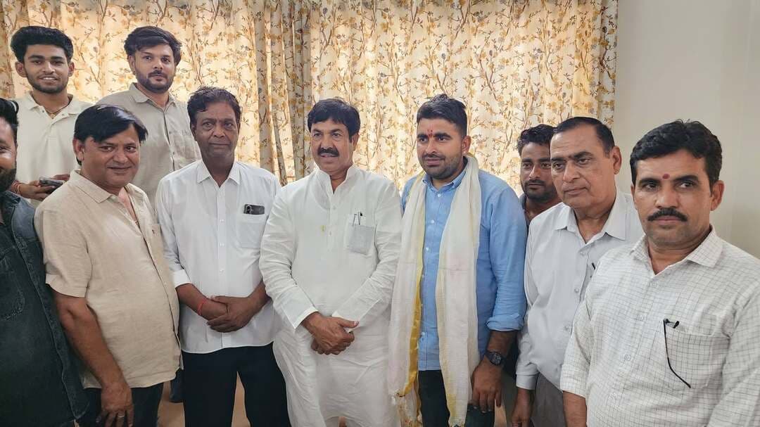 युनुस खान के आवास पर पहुंचे रविंद्र सिंह भाटी साथ में खाया खाना यह मुलाकात है बहुत महत्वपूर्ण मिशन 2028