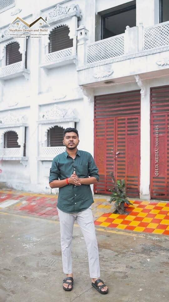 अगर आप भी अपनी जगह को ऐसी ही खास पहचान देना चाहते हैं, तो हमसे संपर्क करें।
📞 Contact Us 91 99264 65906
📍 183/3, ओल्ड मीना बाजार रोड, भोपाल चौराहा, देवास, मध्य प्रदेश
#dewas #hellodewas #siyaramdesignandbuild #homeconstruction
.
.
.
home construction, custom home design, luxury house design, traditional architecture, home building, residential architecture, house design in Dewas, home construction in Dewas