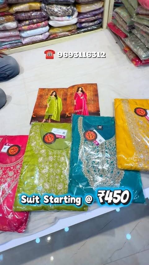 Durga puja ka trending collection ke liye ab ajmera fashion surat nahi jaana padega
Kyuki aone Dhanbad mai hi hai Ajmera Trends
📌Dari mohalla Purana Bazar Dhanbad
☎️9693116312
#dhanbad #reels #ajmeratrends #dhanbadlover #fashionblogger