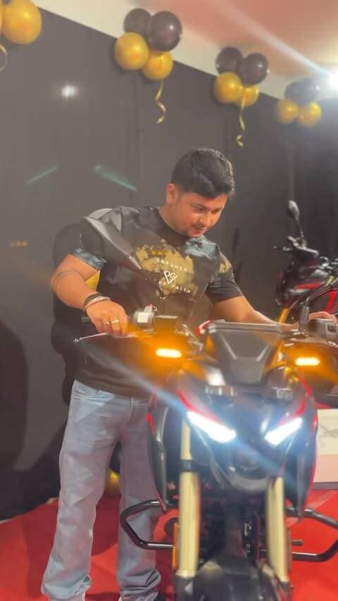 CHAMPAK BAJAJ NEW BIKE N160 LAUNCHING IN BONGAIGAON
#assam #bongaigaon #newbike #launching #champakbajaj