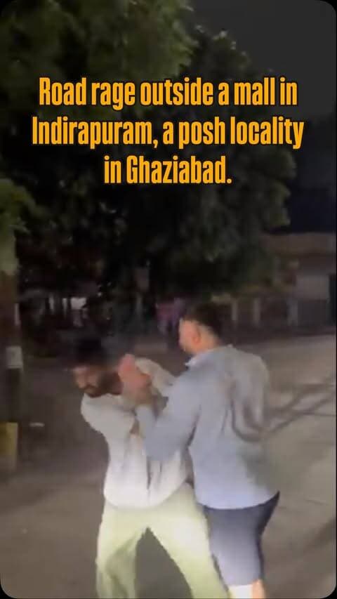 Road rage outside a mall in Indirapuram, a posh locality in Ghaziabad.
Telling young men, who had parked their vehicle in the middle of the road and were drinking alcohol, to move it proved costly for the youth.
The accused chased him onto the road and beat him mercilessly.
#thisisnoidacity #noida #news #fight