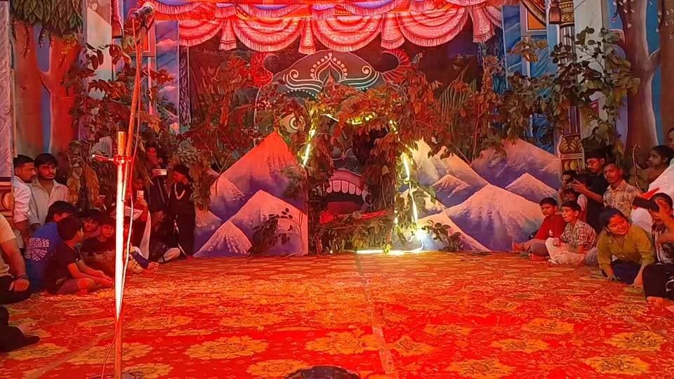 #haridwar : हरिद्वार की बड़ी रामलीला में हुआ ताड़का वध, खचाखच भरा रामलीला का ग्राउंड : देखें वीडियो
Haridwar Stambh Vasudev