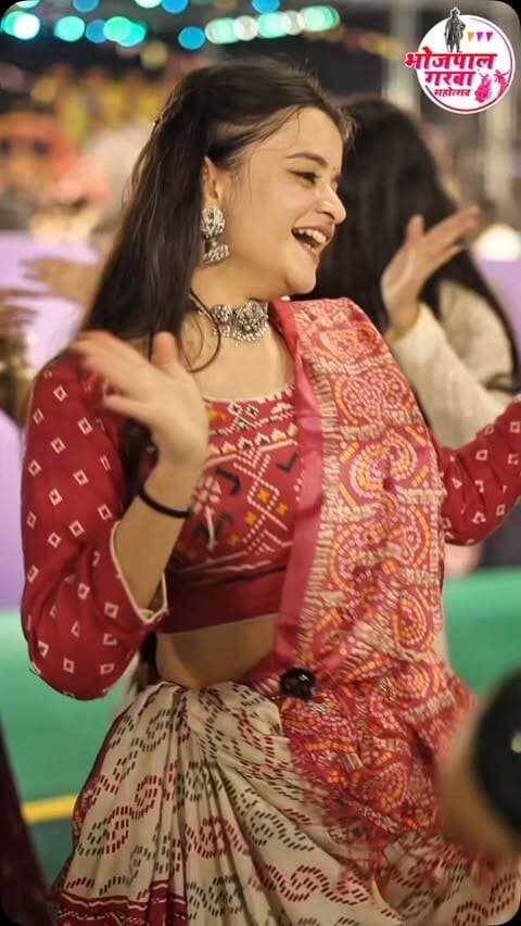 **“भोपाल… तैयार हो जाइए गरबा की सबसे बड़ी और भव्य रातों के लिए!”** 🔥💃
इस नवरात्रि होने जा रहा है **भोपाल गरबा महोत्सव 2026**,
जहाँ हर कदम में होगा उत्साह… और हर ताल में होगा जोश! ❤️🔥
और गरबा का धमाल चलेगा **12 से 18 अक्टूबर 2026** तक! 🎉
📍 **स्थान – जम्बूरी मैदान, भेल, भोपाल**
इस बार महोत्सव होगा और भी खास, क्योंकि आपके साथ गरबा की शाम को शानदार बनाने आ रहे हैं बॉलीवुड और टीवी की मशहूर हस्तियाँ—
✨ **14 अक्टूबर – शिवांगी अत्रे**
✨ **16 अक्टूबर – हेमा शर्मा**
✨ **17 अक्टूबर – कविता कौशिक**
✨ **18 अक्टूबर – काम्या पंजाबी**
Couple pass sirf 450 ke hai toh aj hi pass lo or aajao bhojpal garba mahotsav
तो फिर देर किस बात की?
अपने दोस्तों और परिवार के साथ आइए और बनाइए इस नवरात्रि को यादगार! ❤️
**भोपाल गरबा महोत्सव 2026 —
झूमें हर कदम, उत्साह और जोश के संग!**
🎫 टिकट उपलब्ध हैं विभिन्न स्थानों पर।
अधिक जानकारी के लिए संपर्क करें:
**9981708391 | 7024126192 | 9826909642**
**जय माता दी! 🙏
मिलते हैं जम्बूरी मैदान में! 💃🔥
#bhopal #garbanight #bhojpalgarba #viral #bhopalgarba