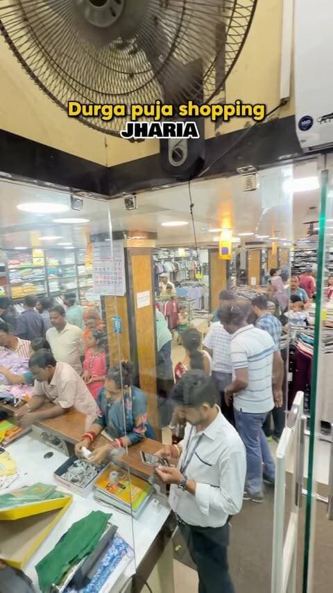 Comment mai btaye aap konse shop jaa rhe shopping krne?
#dhanbad #jharkhand #festivalshopping #reels #dhanbadlover