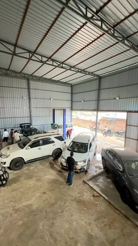 🚘 अब कार की पूरी केयर नैनी में, वो भी शानदार सर्विस के साथ!
🔥 Car Care Auto Repair की ग्रैंड ओपनिंग!
✅ सभी कारों की सर्विस & रिपेयर
✅ PPF, कार डिटेलिंग & डीप क्लीनिंग
🎉 Instagram पेज फॉलो करें और पाएँ 10% OFF!
📍 नैनी, प्रयागराज
#CarCareAutoRepair #Prayagraj #Naini #CarService #CarCare PrayagrajReels