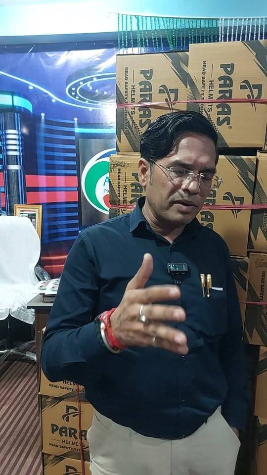 एक अभियान जिंदगी के नाम की टीम के द्वारा आगामी 11 अक्टूबर नवरात्रि के पहले दिन हेलमेट लंगर का भव्य आयोजन होने जा रहा है आप सभी के पास टोकन भेज दिए गए हैं
आइए हम सभी मिलकर संकल्प लें कि हम सभी को हेलमेट पहन कर चलना है