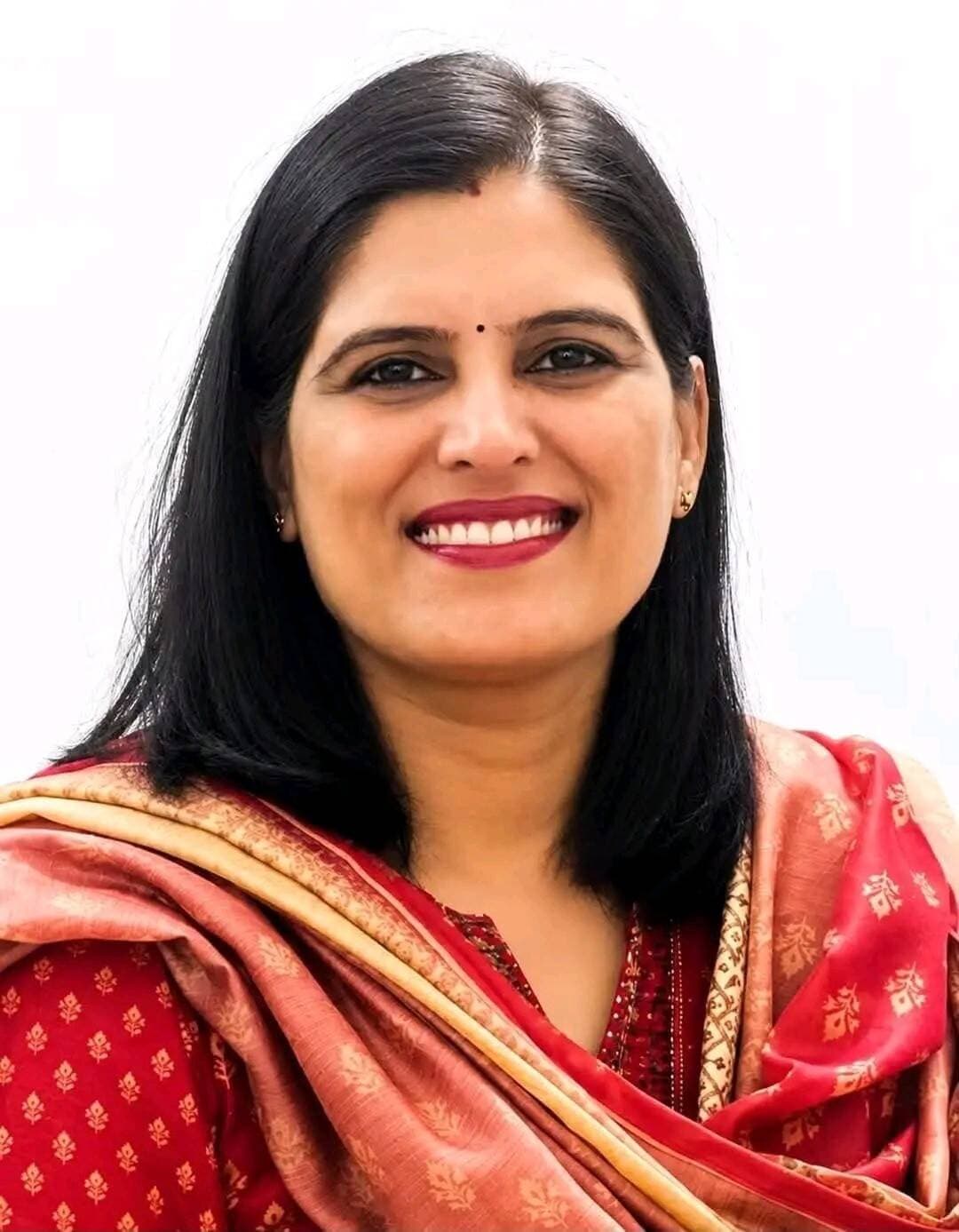 उचाना जींद (हरियाणा) के गाँव बधाना की बेटी डॉ. रेखा को विश्व के टॉप 2% वैज्ञानिकों की सूची में स्थान प्राप्त करने पर हार्दिक बधाई एवं शुभकामनाएँ।
उनकी सफलता से पूरे क्षेत्र और हरियाणा का मान बढ़ा है।
मैं उनके उज्ज्वल भविष्य की कामना करता हूँ।