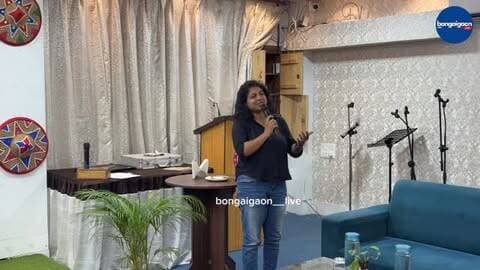 ”PUJOR AI LOGONE” – A SPECIAL DURGA PUJA SONG LAUNCHED IN BONGAIGAON
The special Puja song “Pujor Ai Logone,” sung by Suvarna Dutta, with lyrics and composition by Bikash Sarkar, has been launched at a special musical gathering in Bongaigaon.
Chief Guest: Diptimayee Choudhury, MLA, Bongaigaon (18 LAC)
📍 Venue: Hotel Jahnabee Regency, Bongaigaon
🎼 Music: Manik Kalita (GMG Studios)
🎧 Mix & Master: Pinku Das (Red AV)
🎬 Visuals: GMG Studios
Celebrate the festive spirit of Durga Puja through music and togetherness!
gauravsarkar.official ❤️
#bongaigaonlive #bongaigaon #assam #durgapuja #durgapuja2026