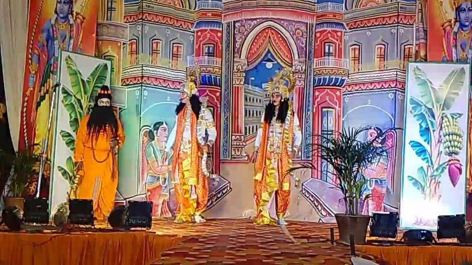 #haridwar : श्री निरंजनी मायापुर रामलीला में हुआ ताड़का वध, दर्शकों से खचाखच भरा रहा मैदान : देखें वीडियो
Haridwar Stambh Vasudev