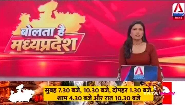 सीढ़ियों के नीचे छिपा था 10 फिट लंबा सांप फिर हुआ ये....