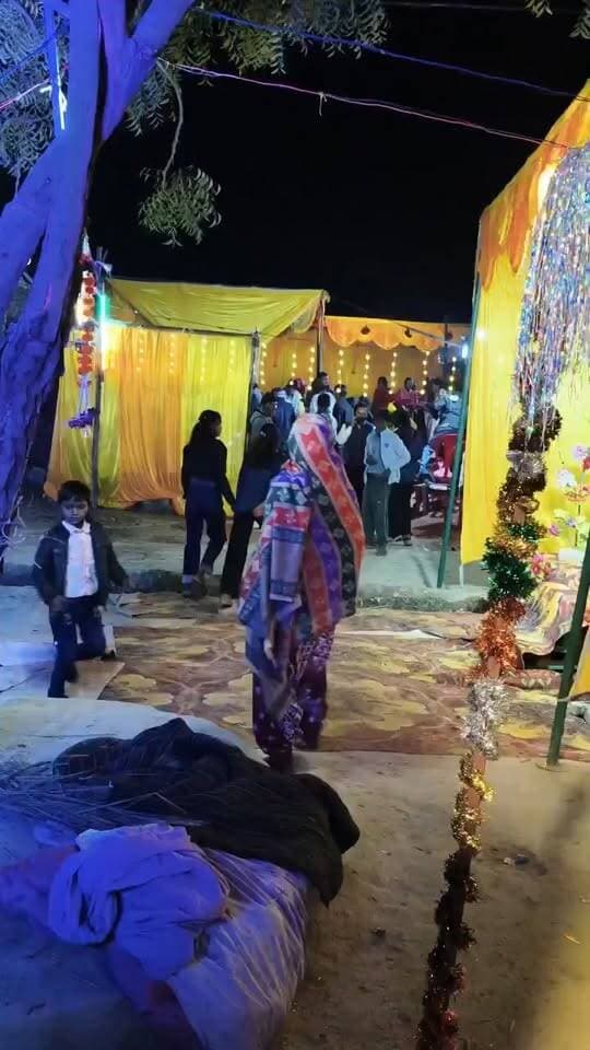 Indian Wedding: ऐसे होते है गांव के देशी लोग, दादाजी ने जीत लिया पूरे इंटरनेट का दिल | Deshi Life
#indianwedding #villagewedding #mpnewstoday